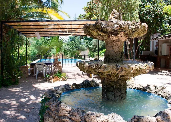 La Casa De La Piscina,Ideal Para Familias Y Grupos